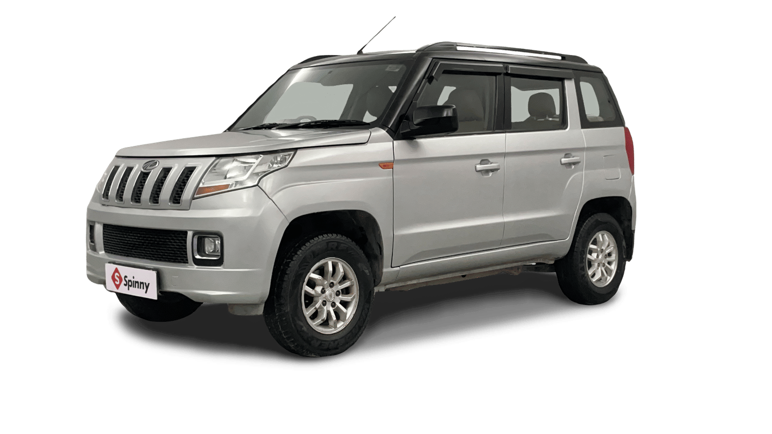 Used 2017 Mahindra TUV300 T8 mHAWK100 Dual Tone Diesel Manual Image