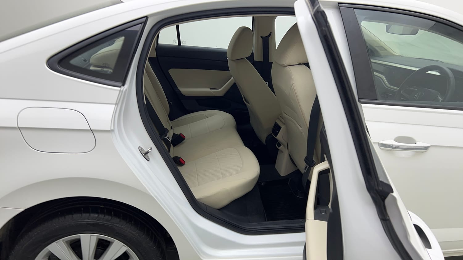 2025 Volkswagen Virtus Highline Plus 1.0 TSI MT-18