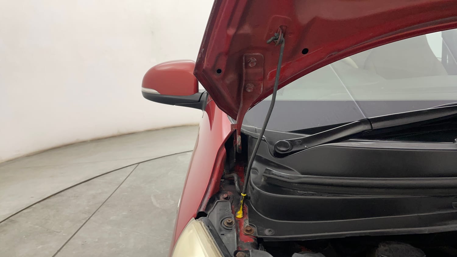 Used 2012 Hyundai i10 Sportz 1.2 AT Kappa2 Petrol Automatic engine ENGINE RIGHT SIDE HINGE & APRON VIEW