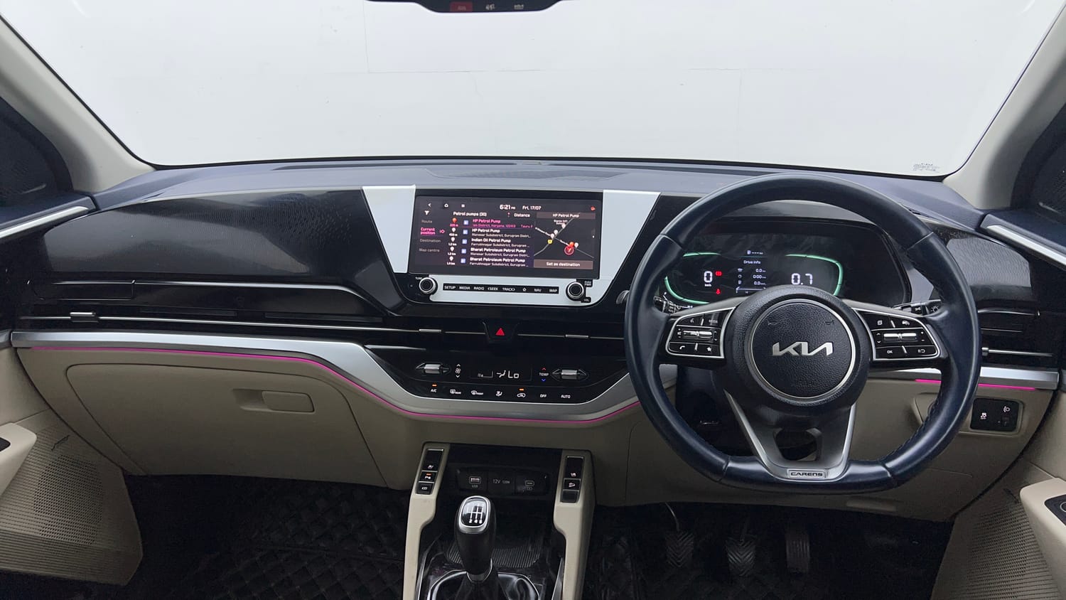 2022 Kia Carens Luxury Plus 1.4 Petrol 7 STR-12