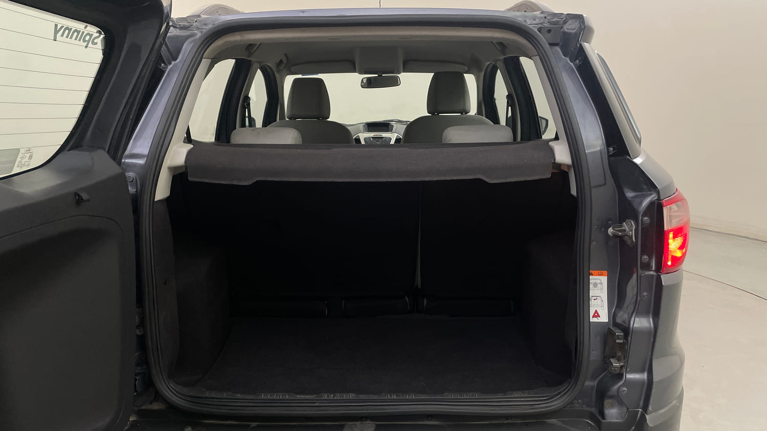 Used 2016 Ford EcoSport Trend 1.5L Ti-VCT Petrol Manual interior DICKY INSIDE VIEW