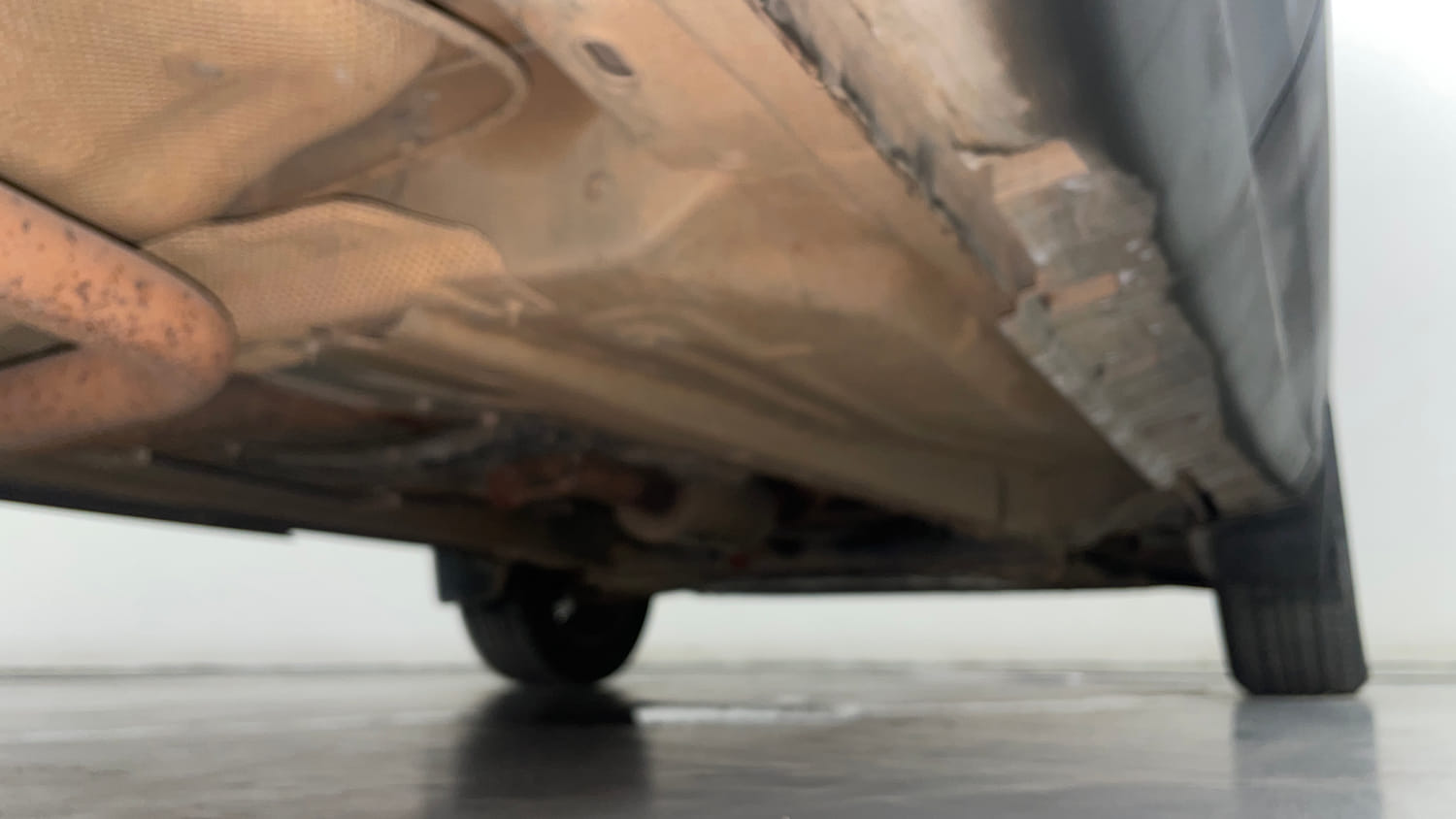 Used 2016 Ford EcoSport Trend 1.5L Ti-VCT Petrol Manual extra REAR RIGHT UNDERBODY VIEW