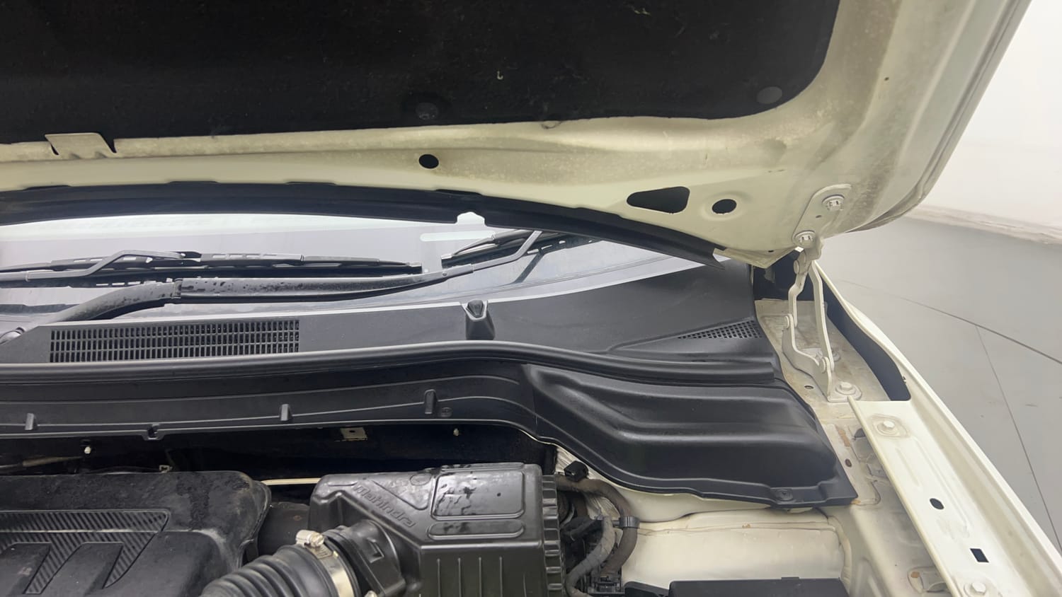2021 Mahindra XUV 300 W8 (O) 1.2 Petrol-30