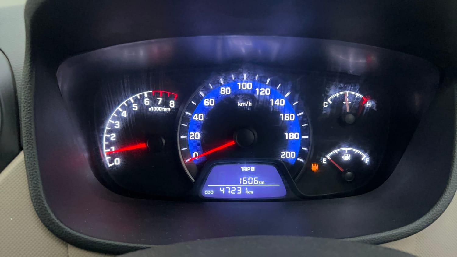 Used 2020 Hyundai Xcent S Petrol+cng(outside fitted) Cng Manual interior CLUSTERMETER VIEW