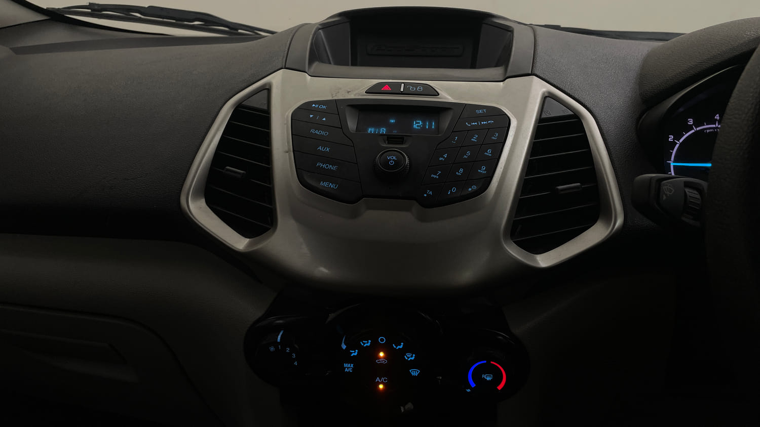 Used 2016 Ford EcoSport Trend 1.5L Ti-VCT Petrol Manual top_features Integrated (in-dash) music system