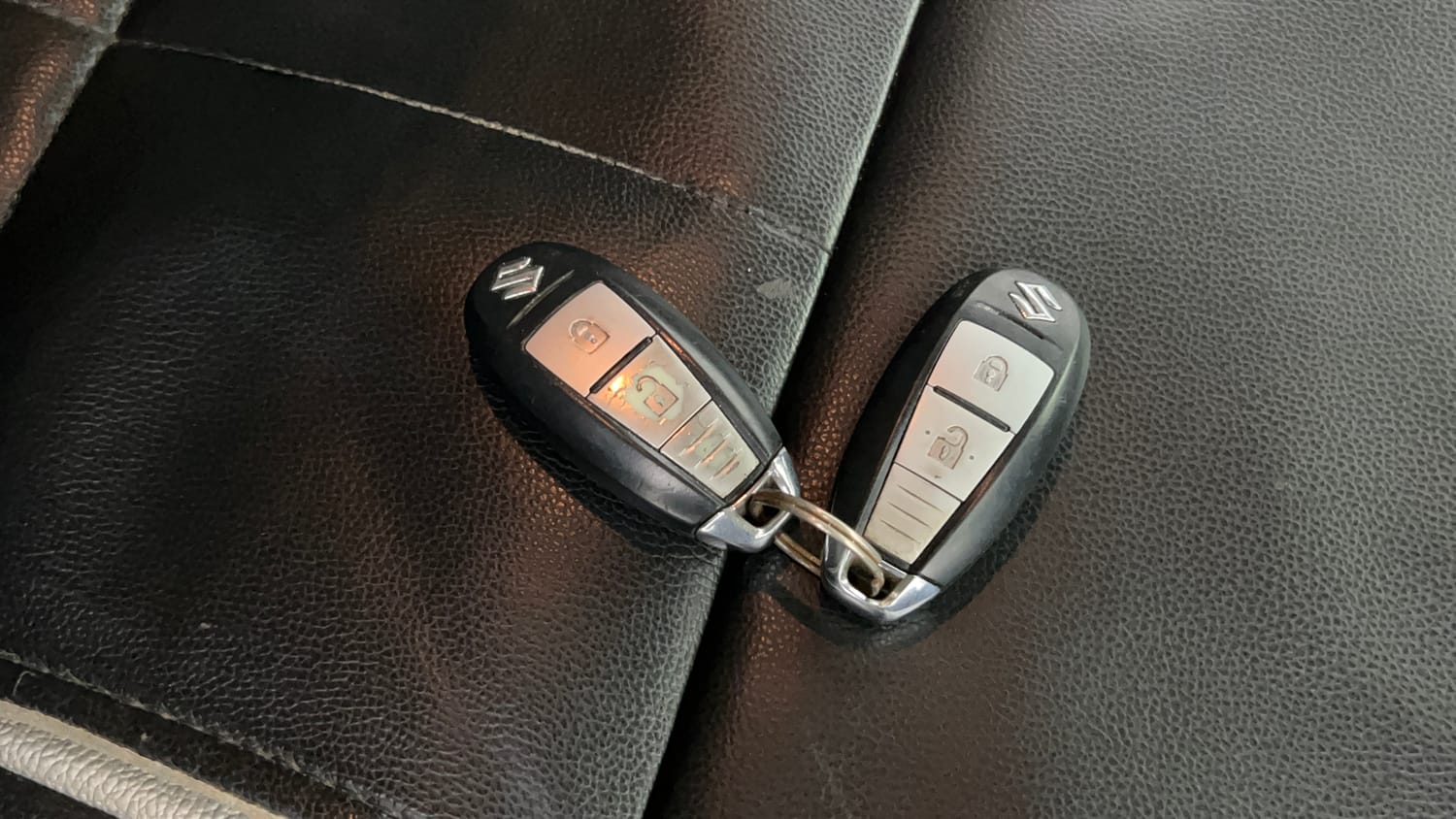Used 2015 Maruti Suzuki Swift ZXi Petrol Manual extra CAR KEY VIEW