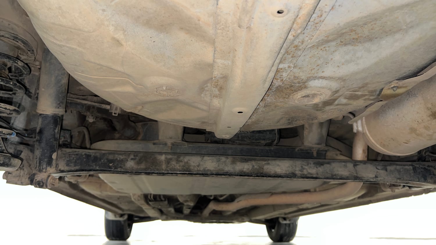 Used 2013 Hyundai i20 Sportz 1.2 Petrol Manual extra REAR UNDERBODY VIEW (TAKEN FROM REAR)
