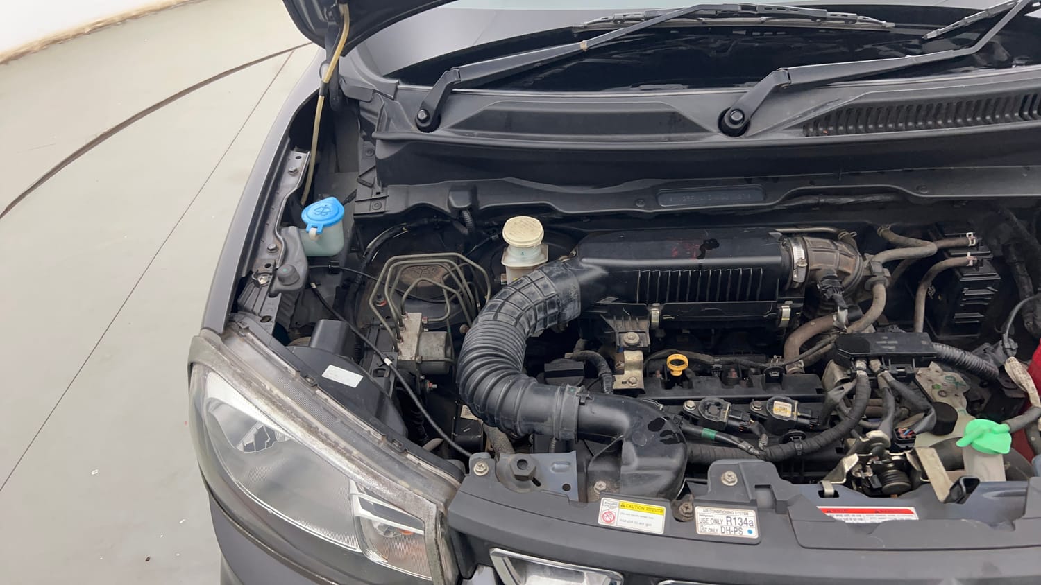 Used 2022 Maruti Suzuki S-Presso VXi Plus AMT Petrol Automatic engine ENGINE RIGHT SIDE VIEW
