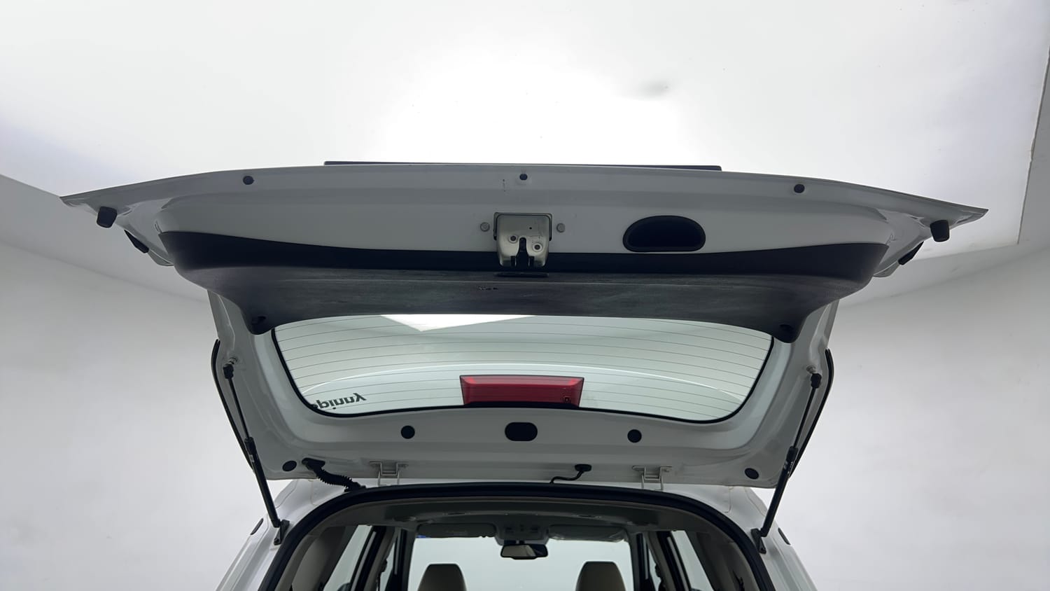 2022 Kia Carens Luxury Plus 1.4 Petrol 7 STR-25