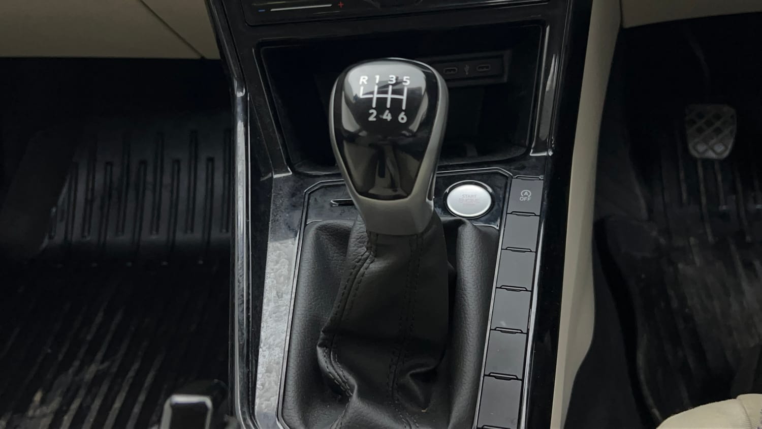 2025 Volkswagen Virtus Highline Plus 1.0 TSI MT-16
