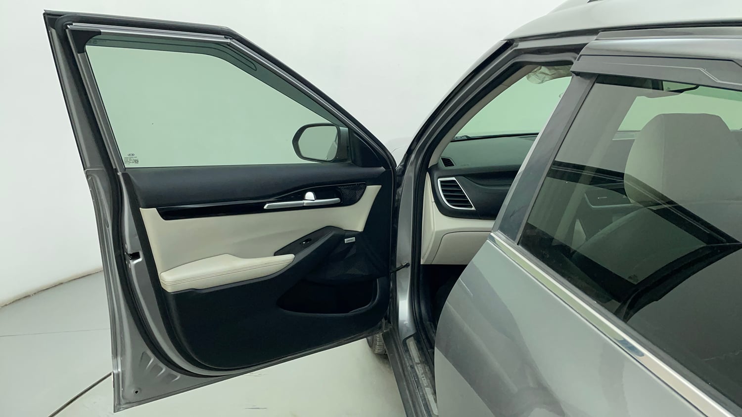 Used 2019 Kia Seltos GTX Plus 1.4 Petrol Manual interior LEFT FRONT DOOR OPEN VIEW