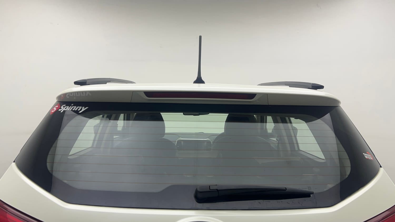 2021 Mahindra XUV 300 W8 (O) 1.2 Petrol-9