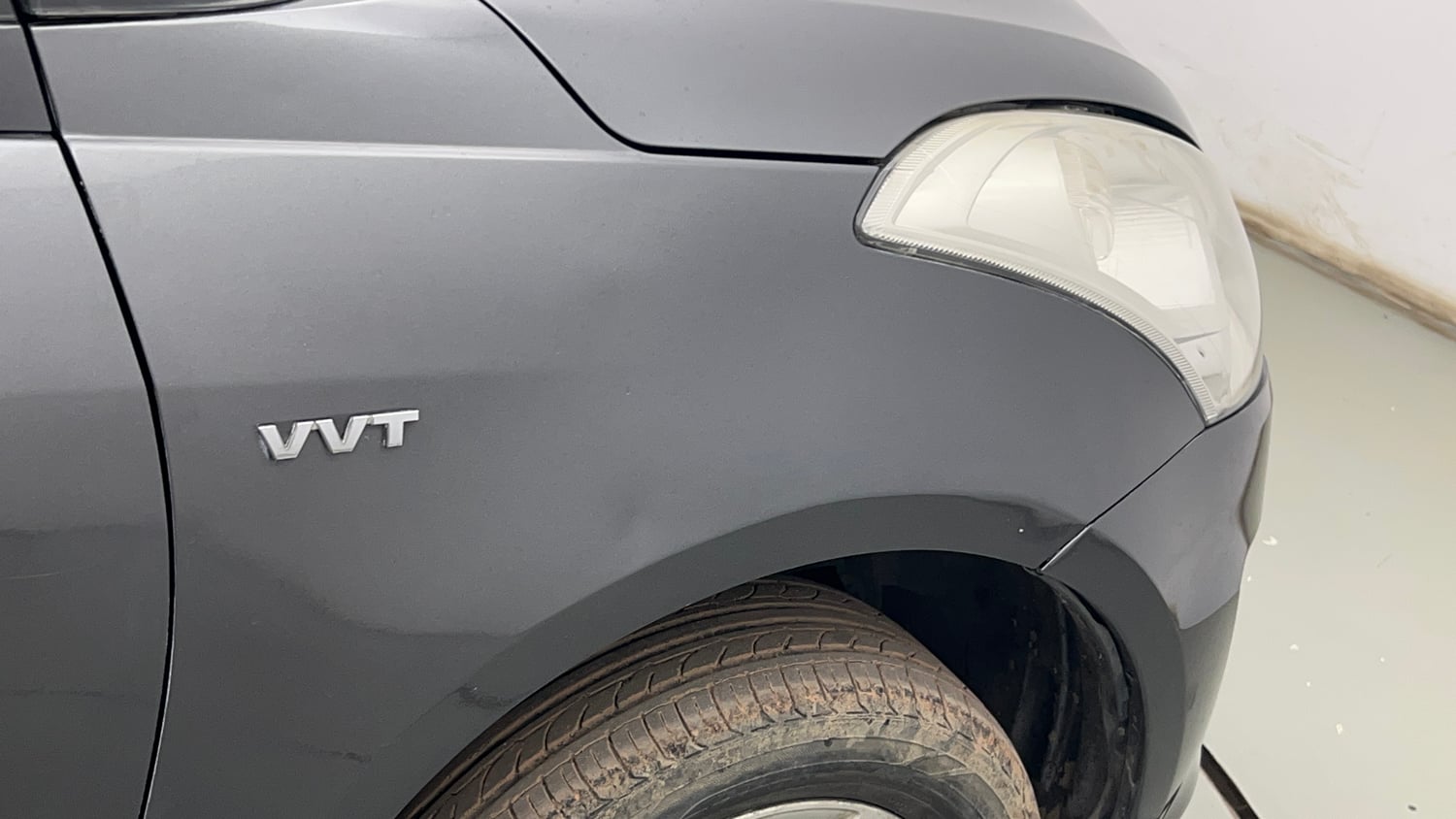 Used 2015 Maruti Suzuki Swift ZXi Petrol Manual dents MINOR DENT