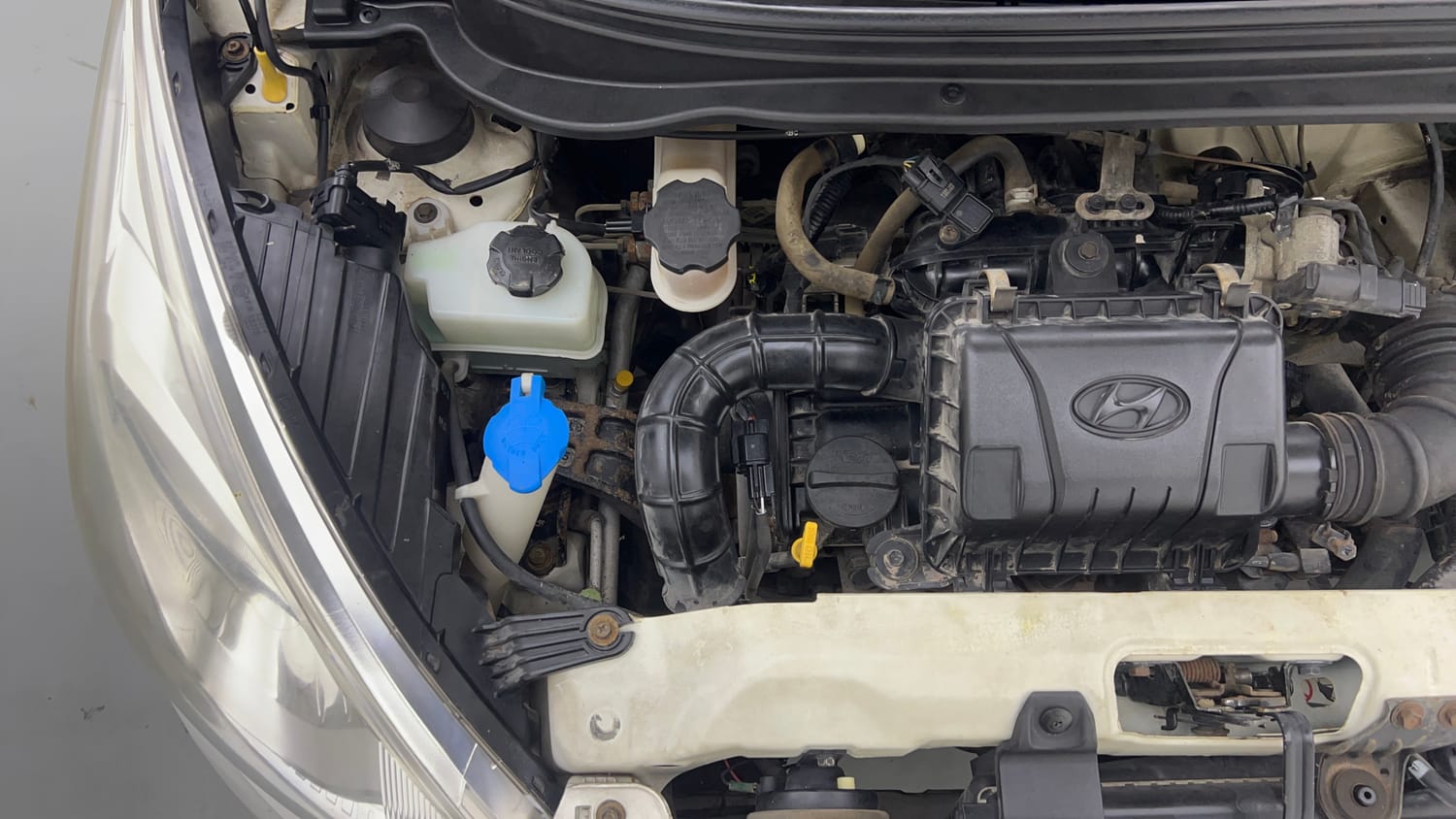 2015 Hyundai Eon Era +-29