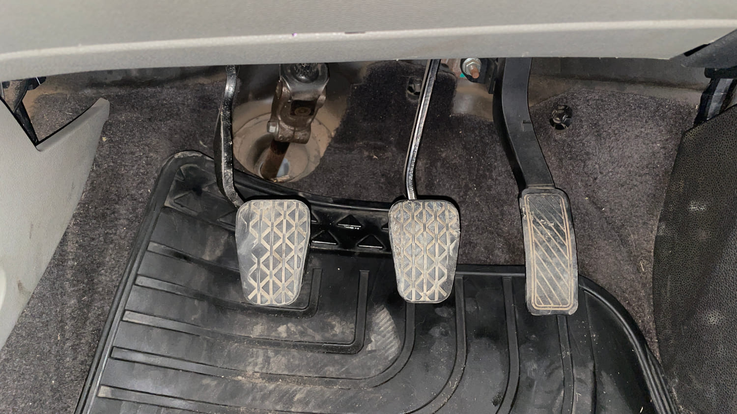 Used 2016 Ford EcoSport Trend 1.5L Ti-VCT Petrol Manual interior PEDALS VIEW