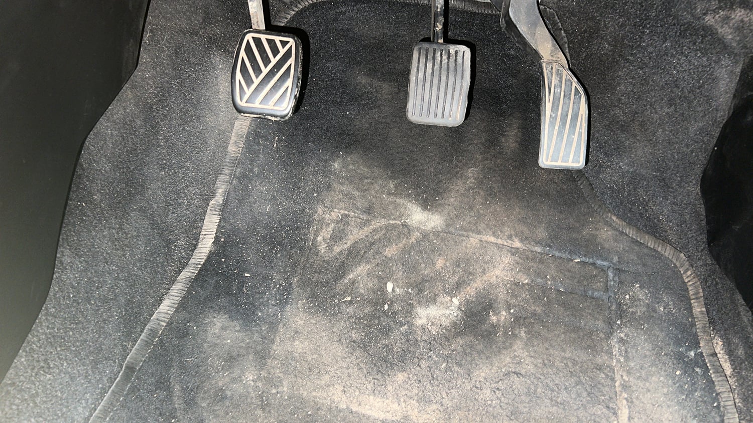 Used 2015 Maruti Suzuki Swift ZXi Petrol Manual interior PEDALS VIEW