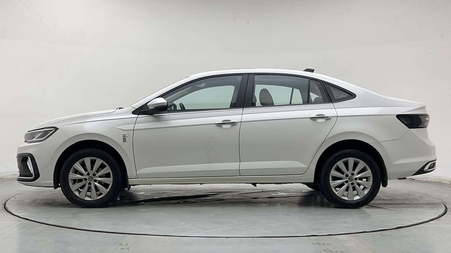 2025 Volkswagen Virtus Highline Plus 1.0 TSI MT-1