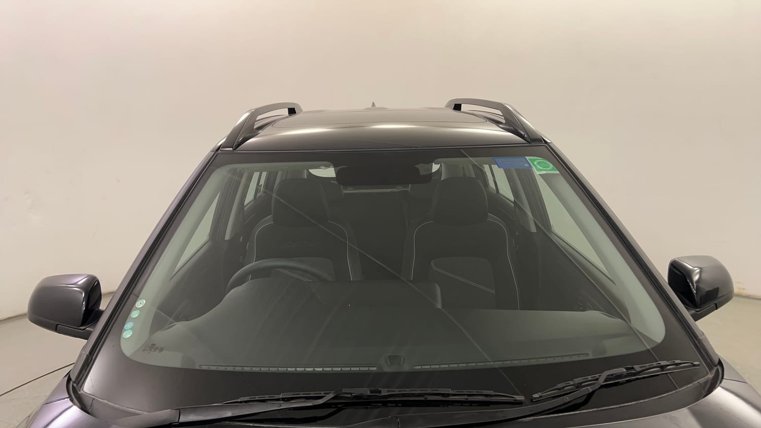 Used 2025 Hyundai Exter SX 1.2 MT Petrol Manual exterior FRONT WINDSHIELD VIEW