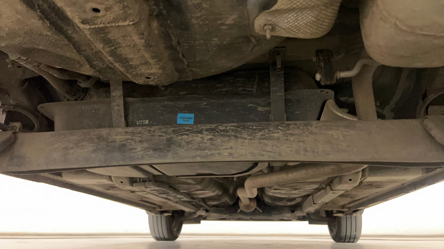 Used 2025 Hyundai Exter SX 1.2 MT Petrol Manual extra REAR UNDERBODY VIEW (TAKEN FROM REAR)
