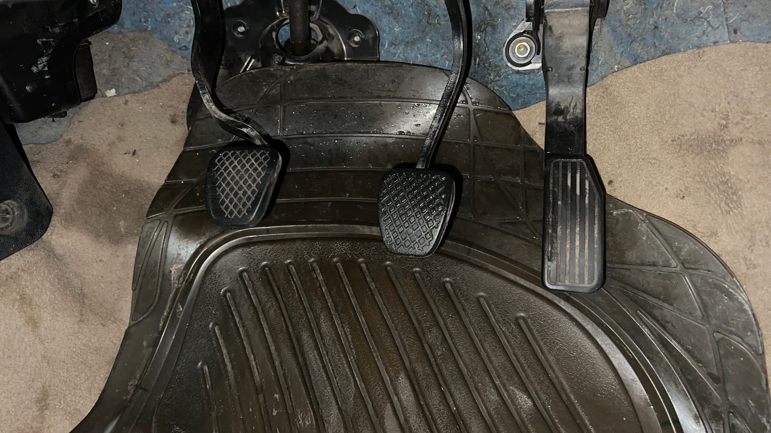 Used 2016 Honda City V Petrol Manual interior PEDALS VIEW
