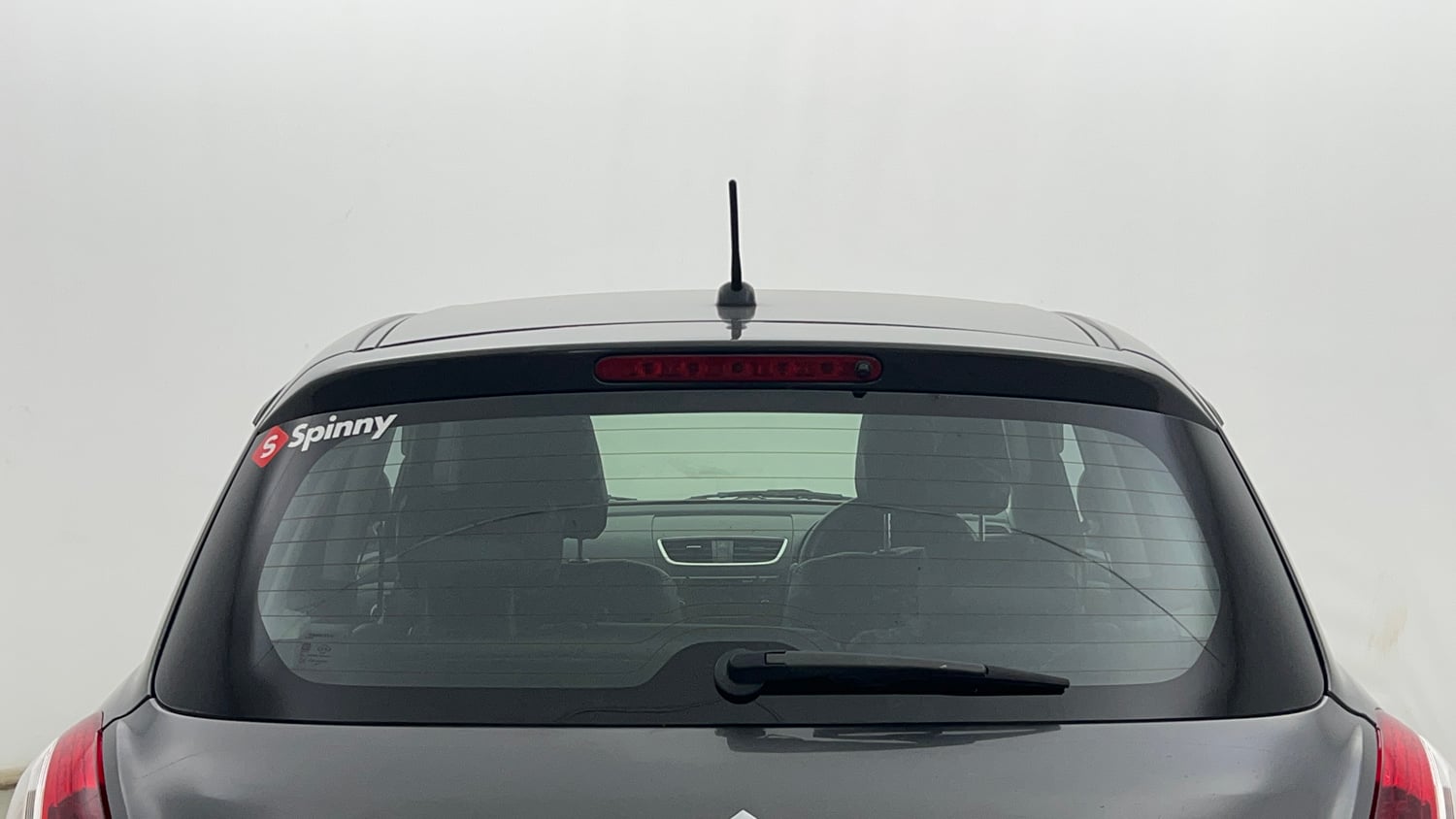 Used 2015 Maruti Suzuki Swift ZXi Petrol Manual exterior BACK WINDSHIELD VIEW