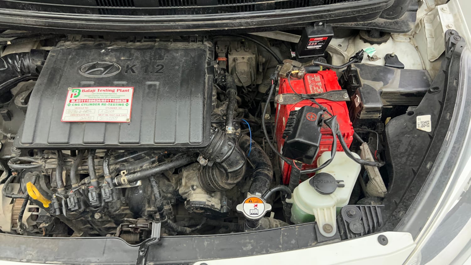 Used 2020 Hyundai Xcent S Petrol+cng(outside fitted) Cng Manual engine ENGINE LEFT SIDE VIEW