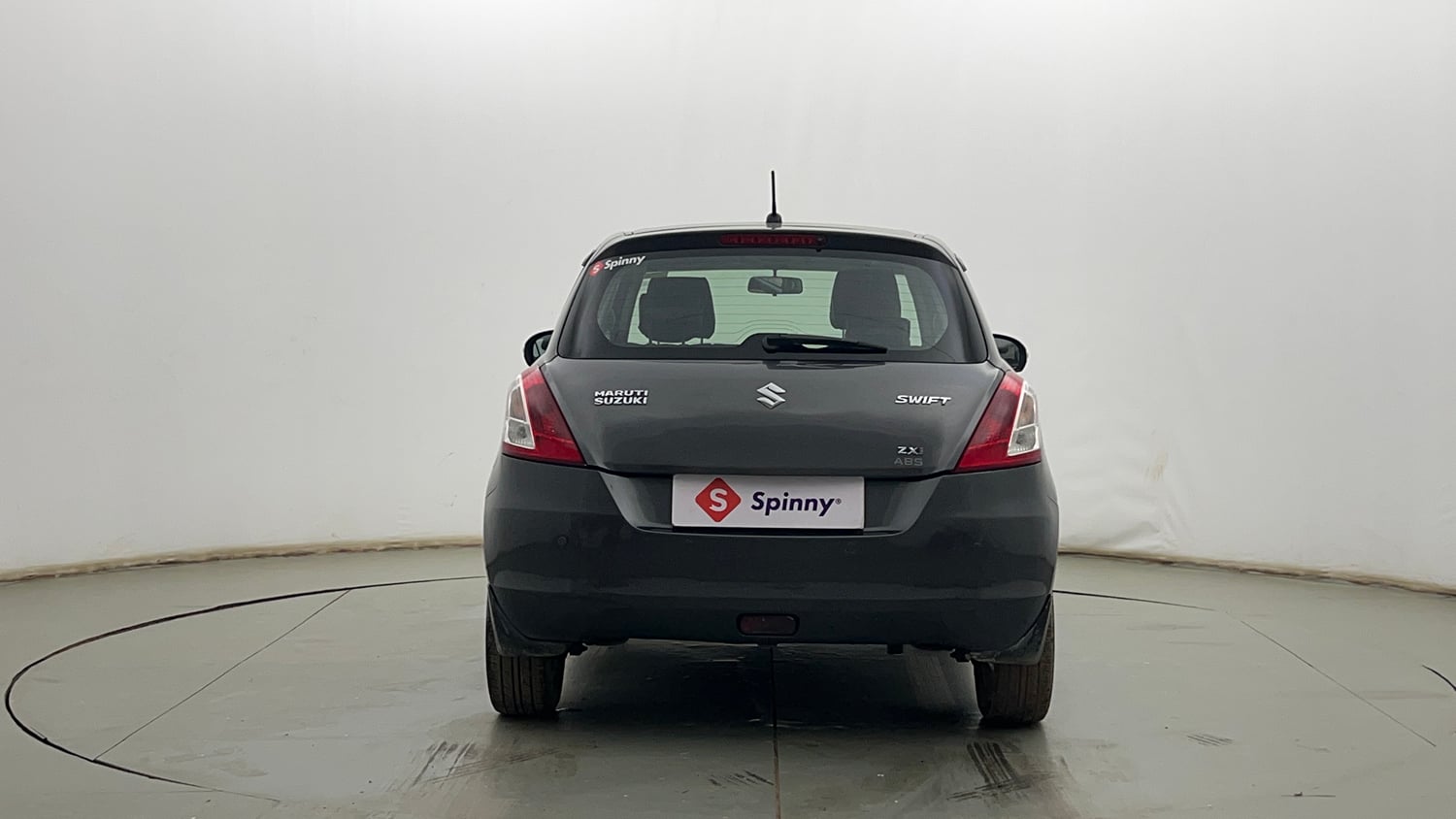 Used 2015 Maruti Suzuki Swift ZXi Petrol Manual exterior BACK VIEW