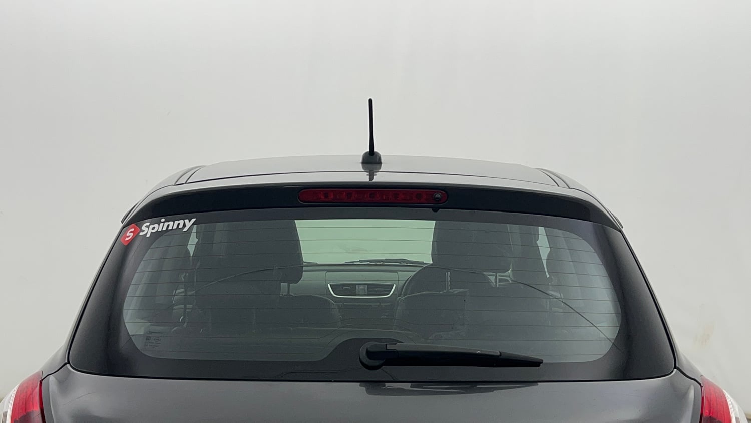 Used 2015 Maruti Suzuki Swift ZXi Petrol Manual top_features Rear wiper