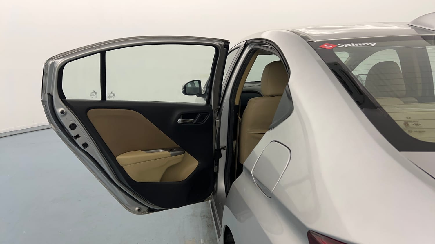 Used 2016 Honda City V Petrol Manual interior LEFT REAR DOOR OPEN VIEW