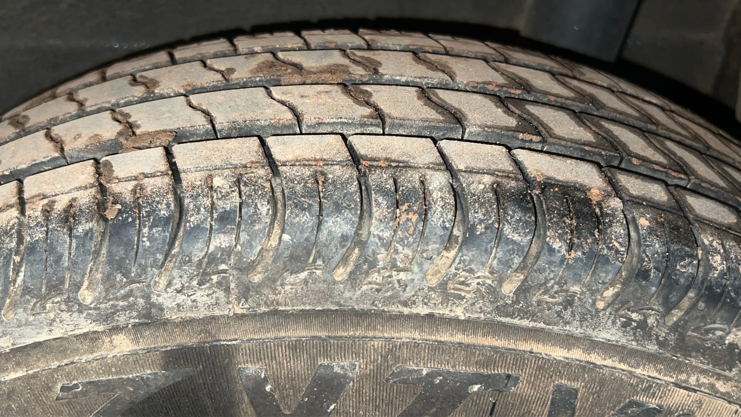 Used 2022 Maruti Suzuki S-Presso VXi Plus AMT Petrol Automatic tyres LEFT REAR TYRE TREAD VIEW