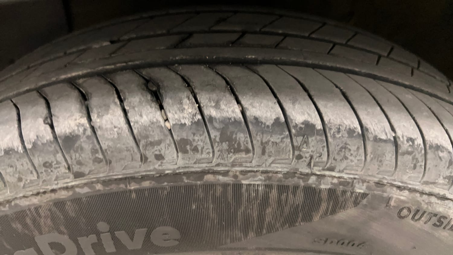 Used 2025 Hyundai Exter SX 1.2 MT Petrol Manual tyres LEFT FRONT TYRE TREAD VIEW