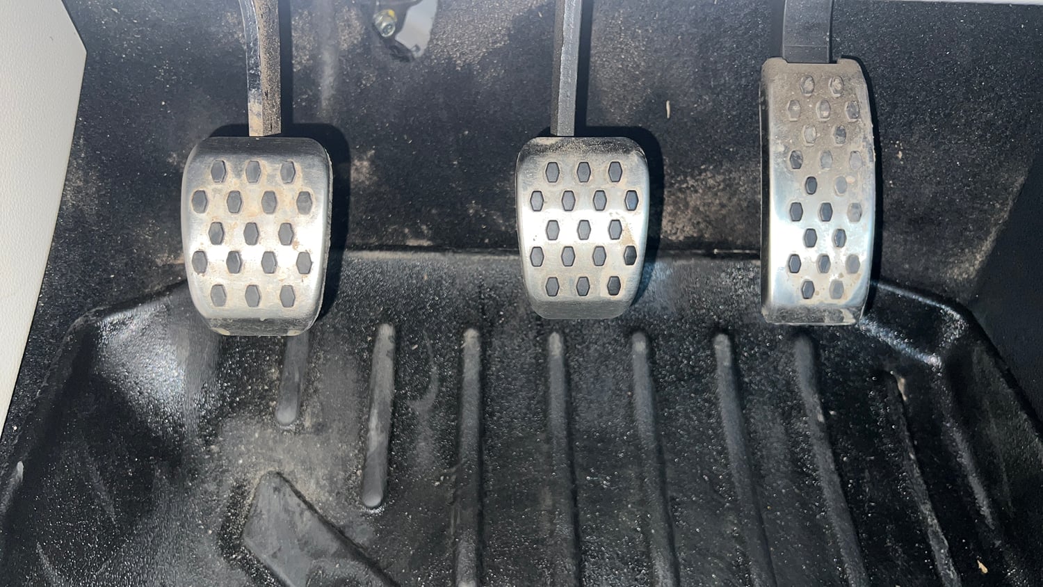 Used 2025 Mahindra XUV 3XO AX5L 1.2 Petrol Petrol Manual interior PEDALS VIEW