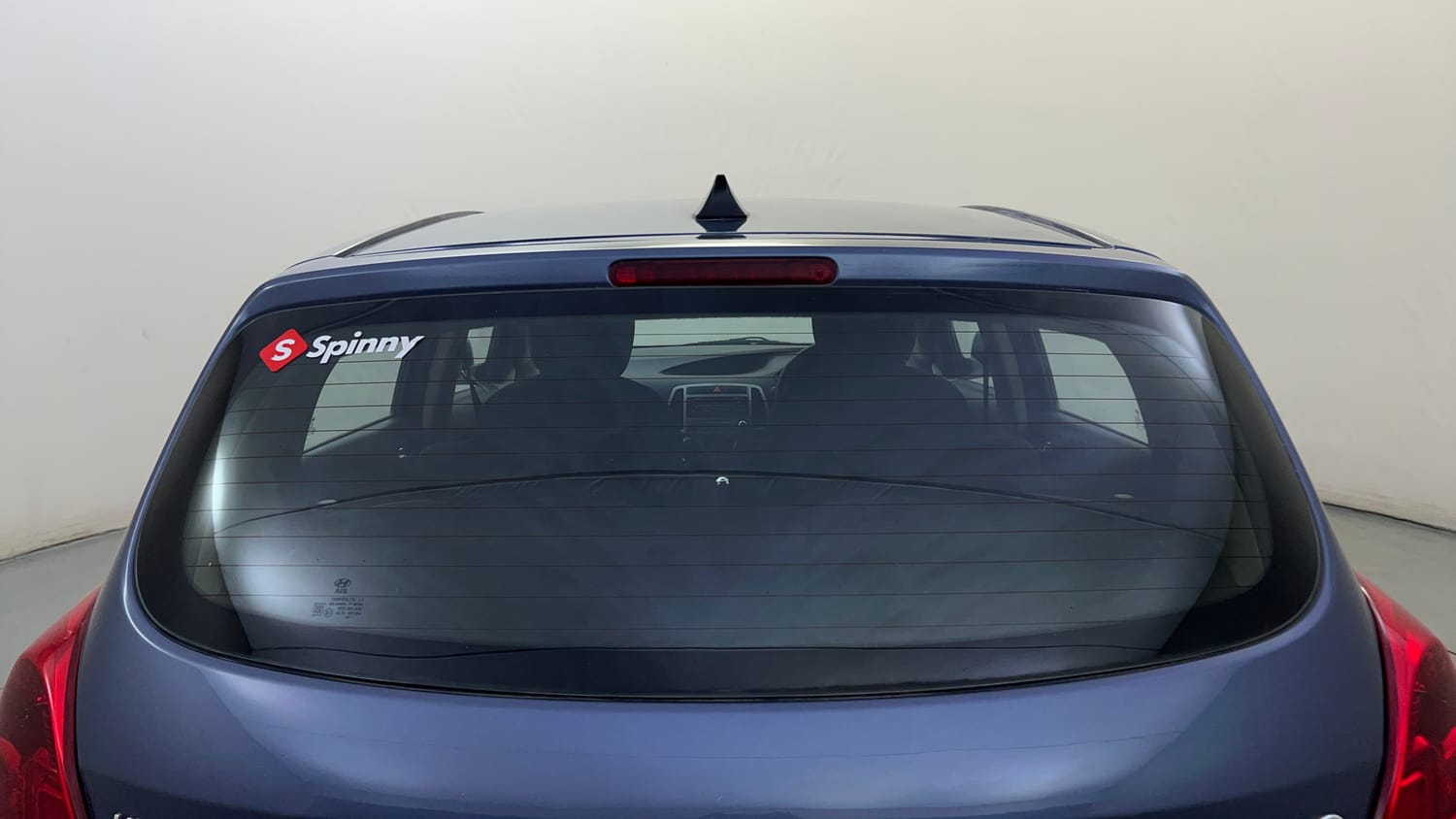 Used 2013 Hyundai i20 Sportz 1.2 Petrol Manual exterior BACK WINDSHIELD VIEW