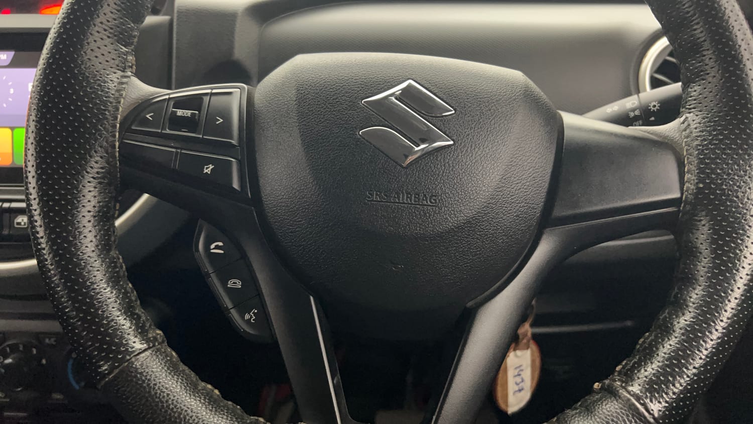 Used 2022 Maruti Suzuki S-Presso VXi Plus AMT Petrol Automatic top_features Steering mounted controls