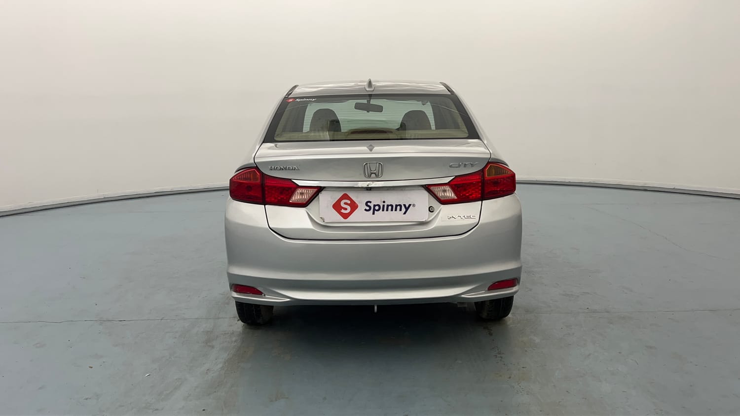 Used 2016 Honda City V Petrol Manual exterior BACK VIEW