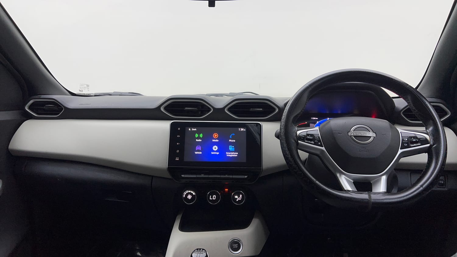2022 Nissan Magnite XV-12