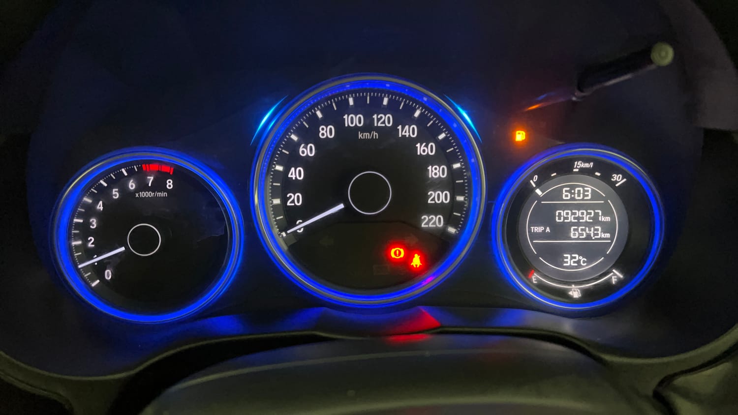 Used 2016 Honda City V Petrol Manual interior CLUSTERMETER VIEW