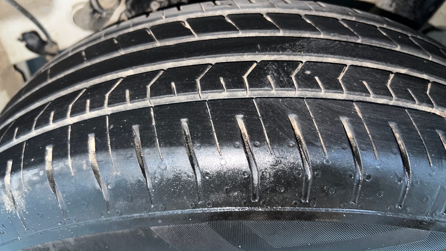 Used 2025 Hyundai Venue S 1.2 Petrol Petrol Manual tyres LEFT REAR TYRE TREAD VIEW