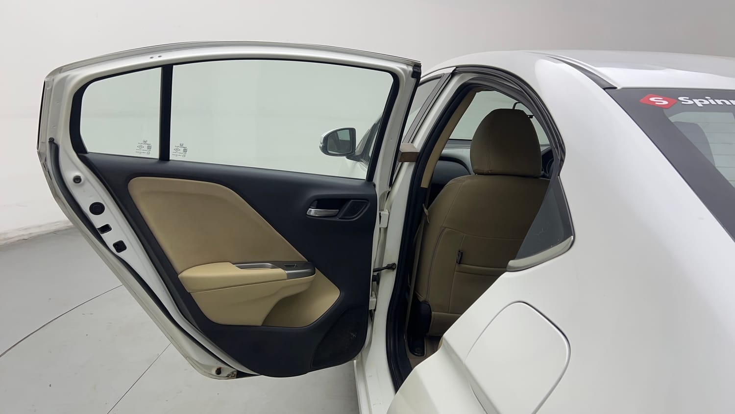 Used 2015 Honda City V Petrol Manual interior LEFT REAR DOOR OPEN VIEW