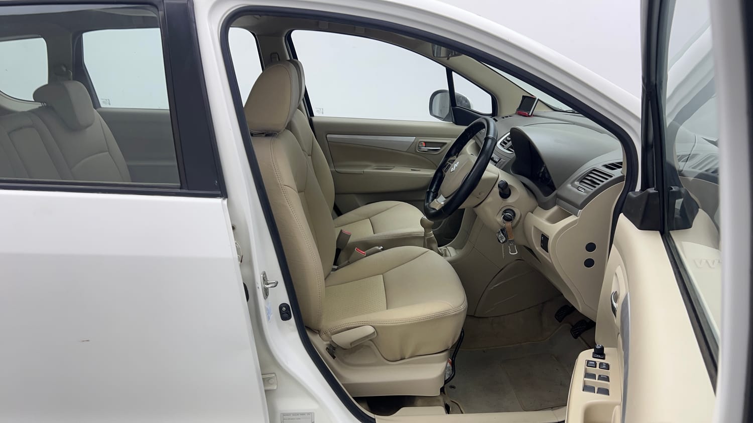 Used 2016 Maruti Suzuki Ertiga VXI Petrol Manual interior RIGHT SIDE FRONT DOOR CABIN VIEW