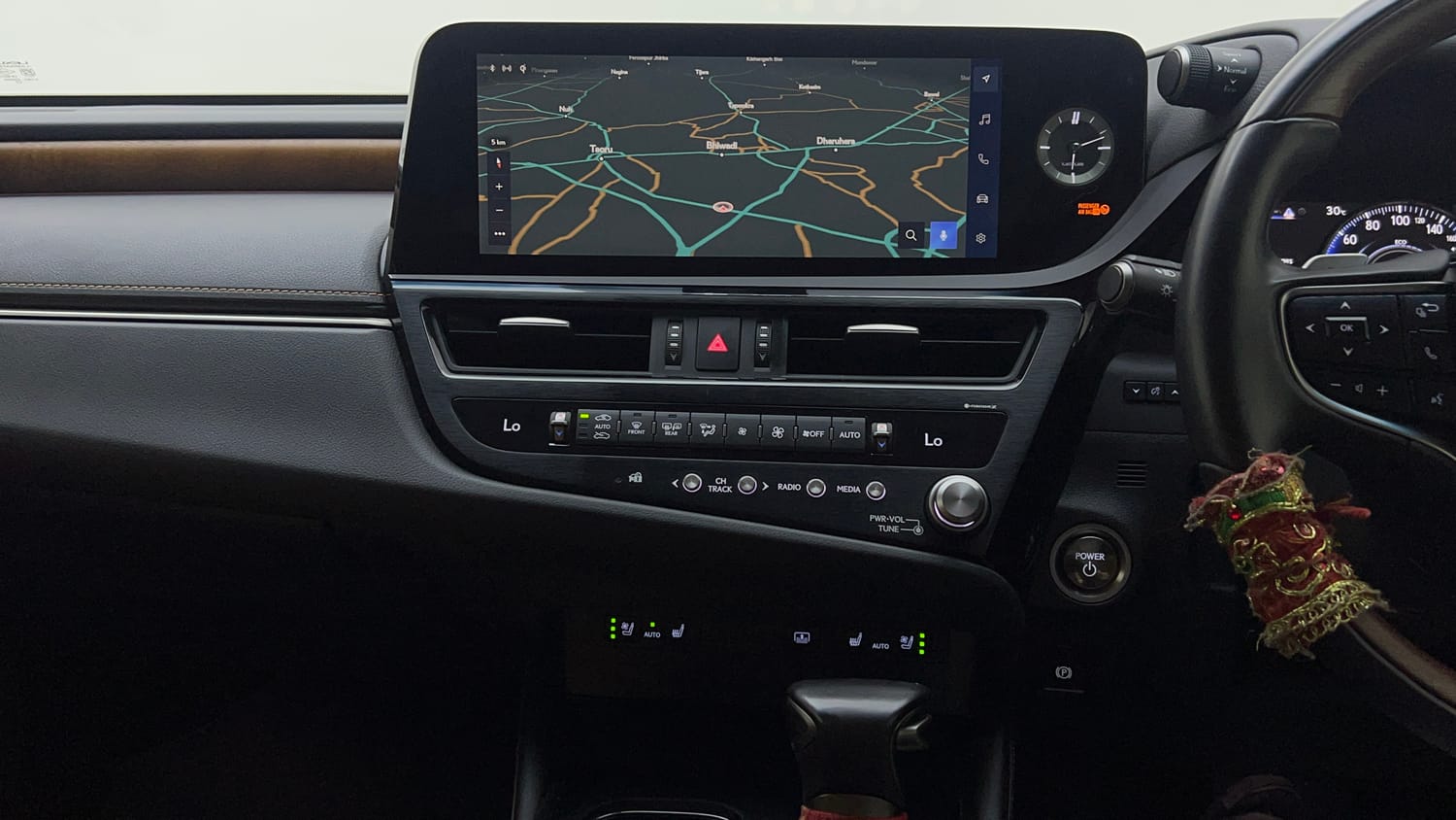 2025 Lexus ES 300h Luxury-13