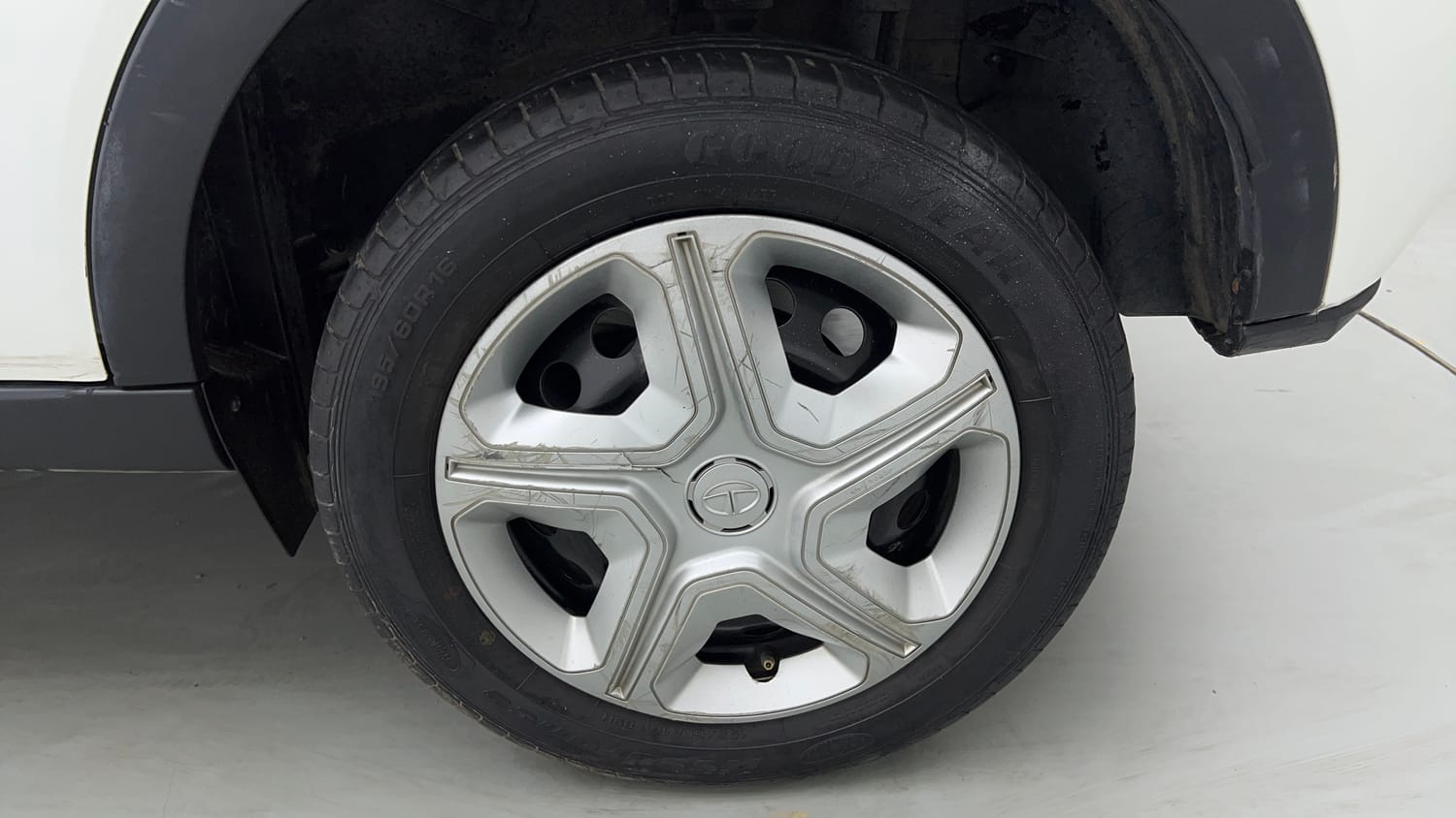 Used 2022 Tata Nexon XM (S) Diesel Diesel Manual tyres LEFT REAR TYRE RIM VIEW
