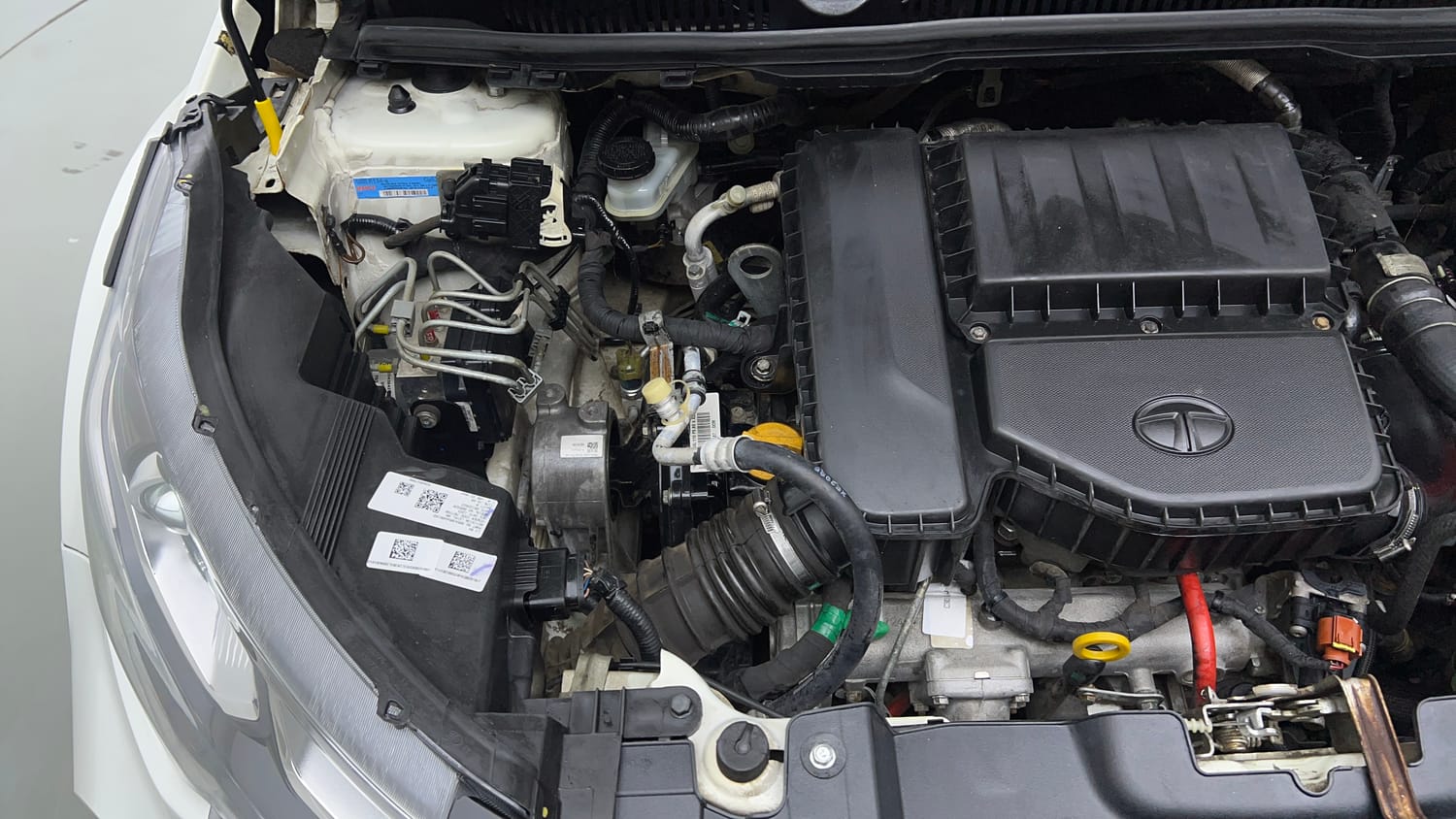Used 2022 Tata Nexon XM (S) Diesel Diesel Manual engine ENGINE RIGHT SIDE VIEW