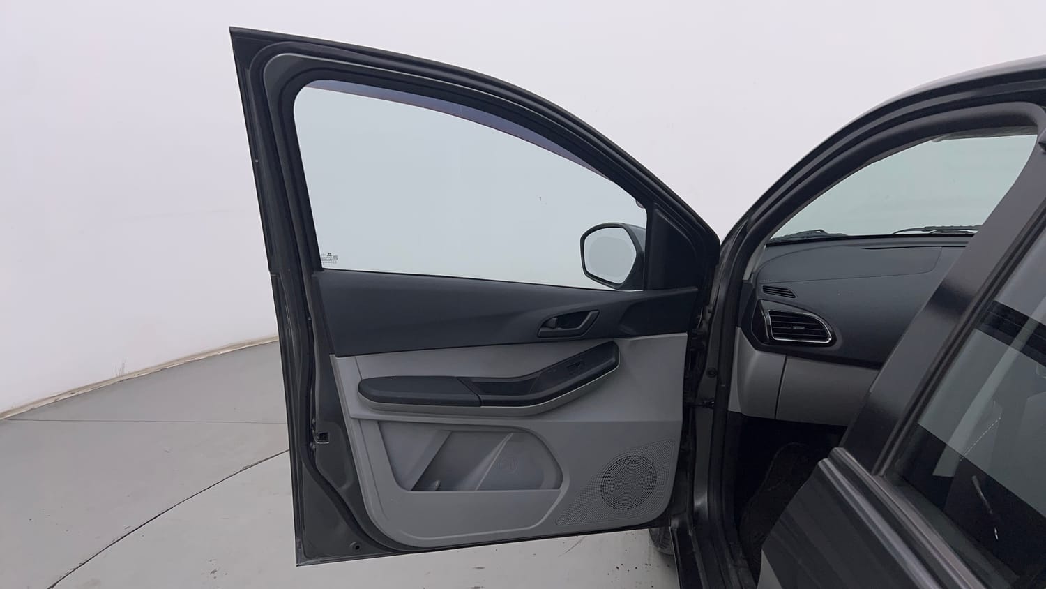 Used 2021 Tata Tiago XZ Petrol Manual interior LEFT FRONT DOOR OPEN VIEW