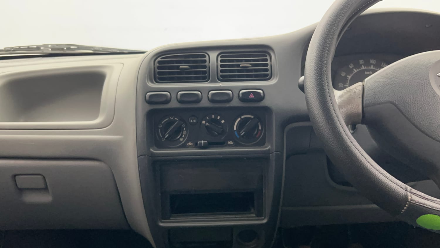 Used 2012 Maruti Suzuki Alto K10 LXi Petrol Manual interior MUSIC SYSTEM & AC CONTROL VIEW
