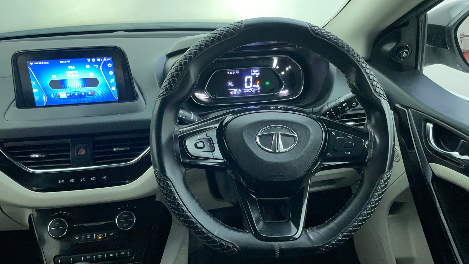 Used 2021 Tata Nexon XZA Plus (O) Dual Tone Petrol Automatic interior STEERING VIEW