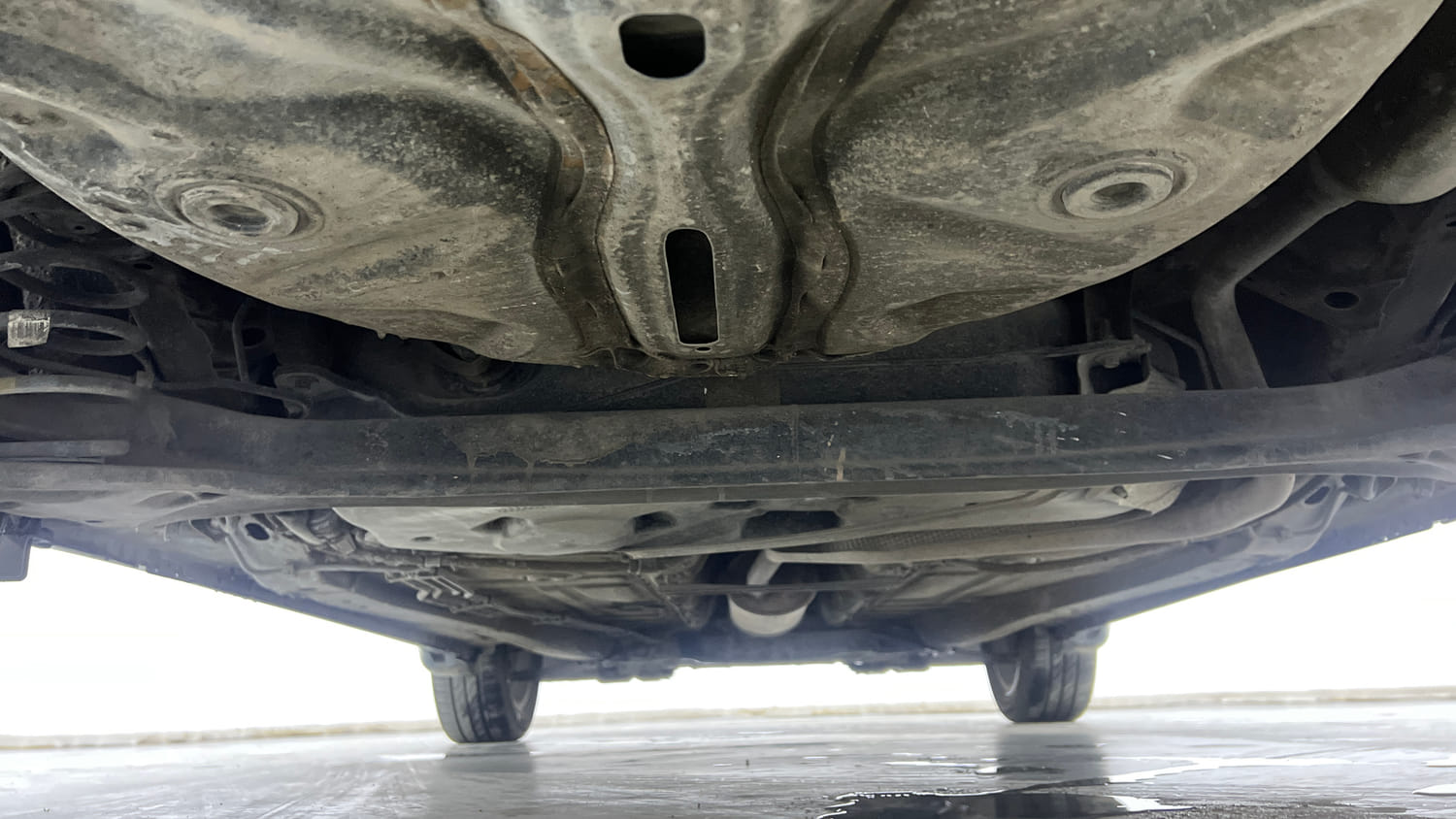 Used 2018 Maruti Suzuki Baleno Zeta 1.2 Petrol Manual extra REAR UNDERBODY VIEW (TAKEN FROM REAR)