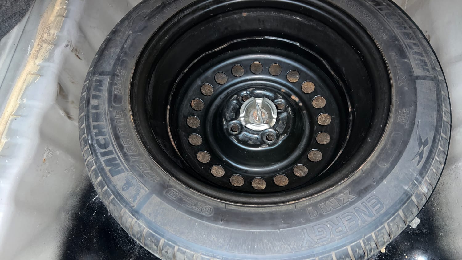 Used 2013 Honda City 1.5 S MT Petrol Manual tyres SPARE TYRE VIEW
