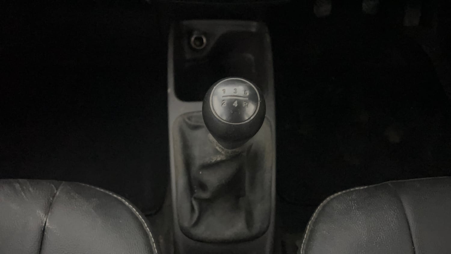 Used 2016 Hyundai Eon Era + Petrol Manual interior GEAR  KNOB VIEW