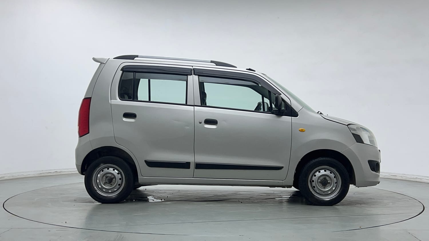 Used 2018 Maruti Suzuki Wagon R LXI CNG Cng Manual exterior RIGHT SIDE VIEW